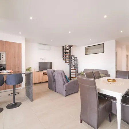 Palmeiras By Mtphomes * 알부페이라